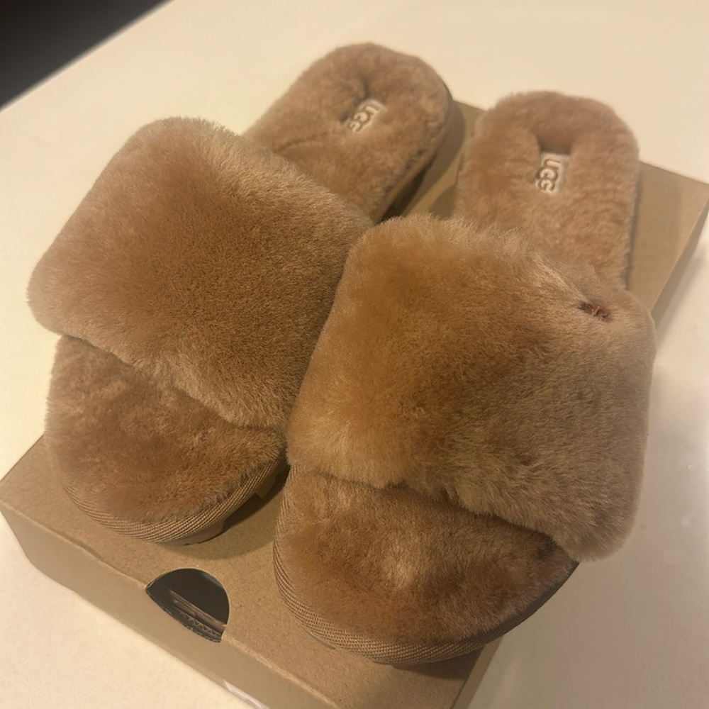 SHEARLING slide UGG sandals. BRAND NEW WITH BOX